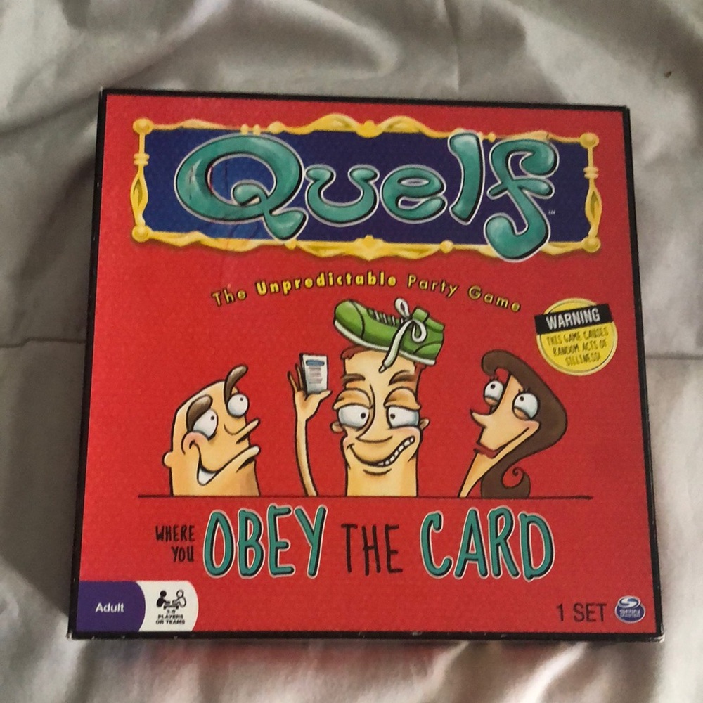 ELF Red Board Game Quelf